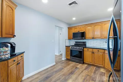Kitchen - 16 E Pleasant Ave, Sewaren, NJ 07077 photo 4 of 5