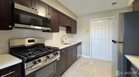 Kitchen - 1511 Raspberry Ct, Edison, NJ 08817 photo 1 of 4
