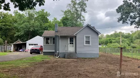 19 Sandfield Rd, Old Bridge, NJ 08857