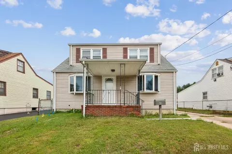 23 3rd St, Sayreville, NJ 08872