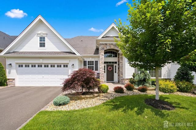 23 Whistling Straights Dr, Monroe, NJ 08831