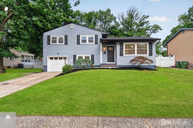 34 Larchmont Rd, Edison, NJ 08837