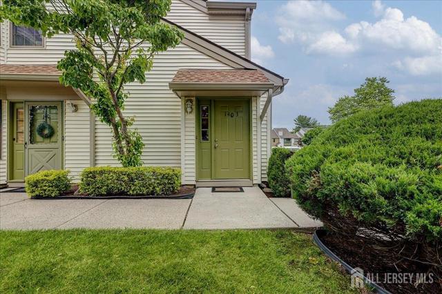 1403 Pebble Pl, Parlin, NJ 08859