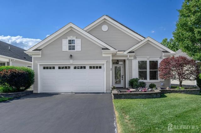 33 Heath Ln, Jackson, NJ 08527