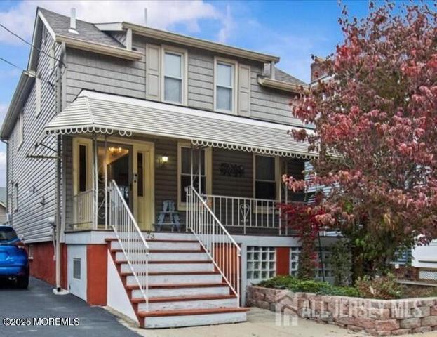 73 2nd St, Keyport, NJ 07735
