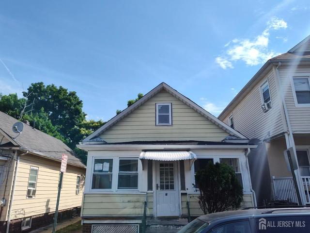 71 S Ward St S, New Brunswick, NJ 08901