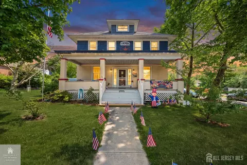 176 Washington Rd, Sayreville, NJ 08872