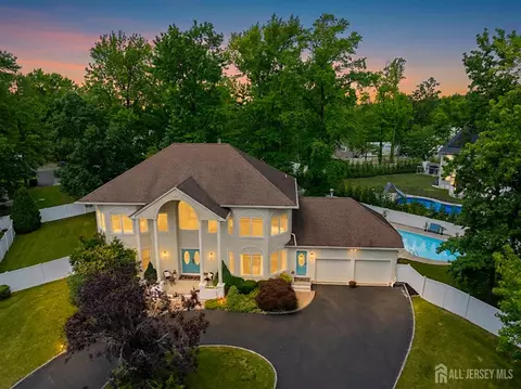 376 Morristown Rd, Matawan, NJ 07747