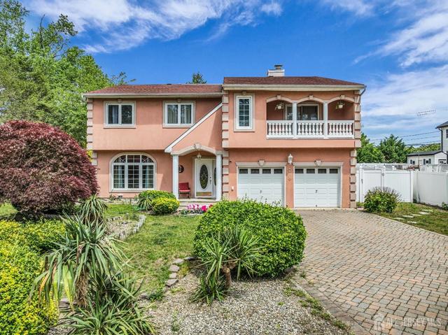 513 Ilexberry Ln, Toms River, NJ 08753