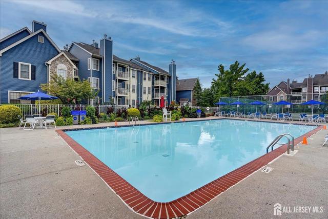 208 Blew Ct, East Brunswick, NJ 08816