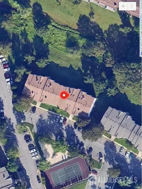 407 Lancaster Ct #407, Piscataway, NJ 08854