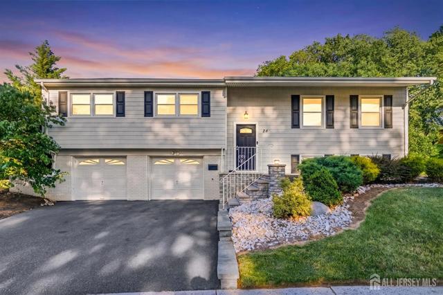24 Wilk Rd, Edison, NJ 08837