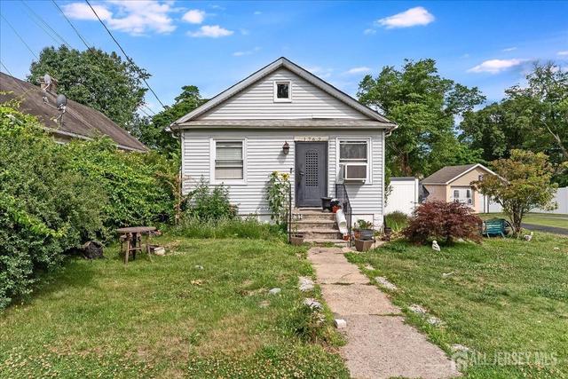 1762 W 5th St W, Piscataway, NJ 08854