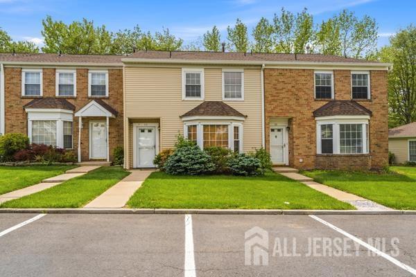 88 Wilshire Ct, Old Bridge, NJ 08857
