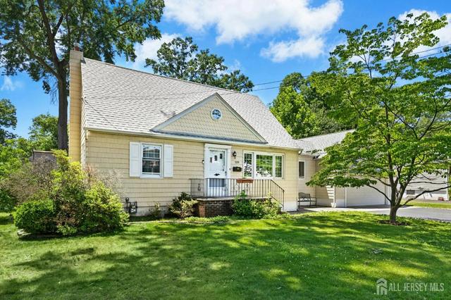 329 Maplewood Ave, Kenilworth, NJ 07033