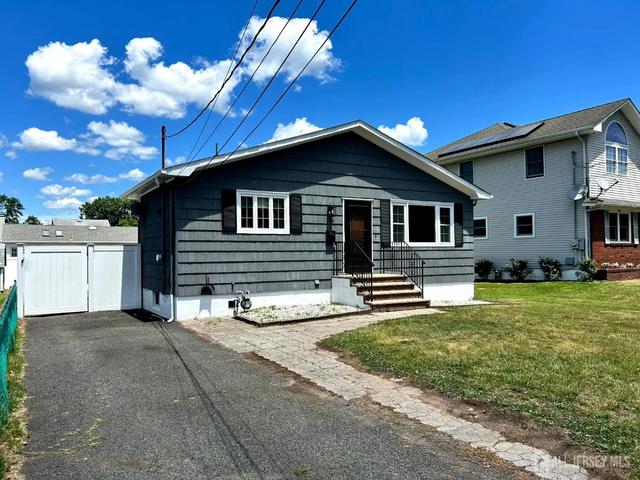 154 Tabb Ave, Piscataway, NJ 08854