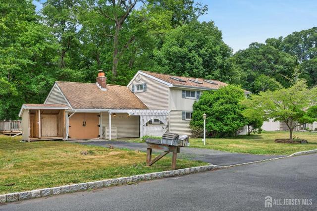148 Woodland Rd, Piscataway, NJ 08854