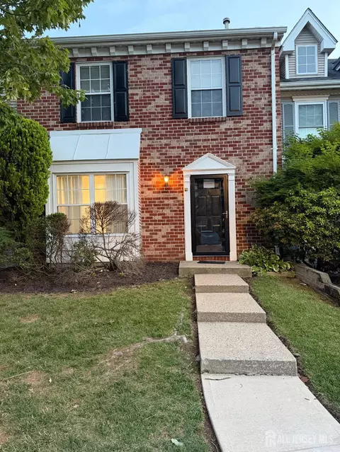 13 Dartmouth Way, North Brunswick, NJ 08902