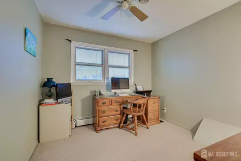 8 Adelphi Ct, Edison, NJ 08837 photo 25