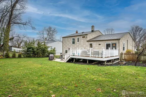 8 Adelphi Ct, Edison, NJ 08837 photo 32