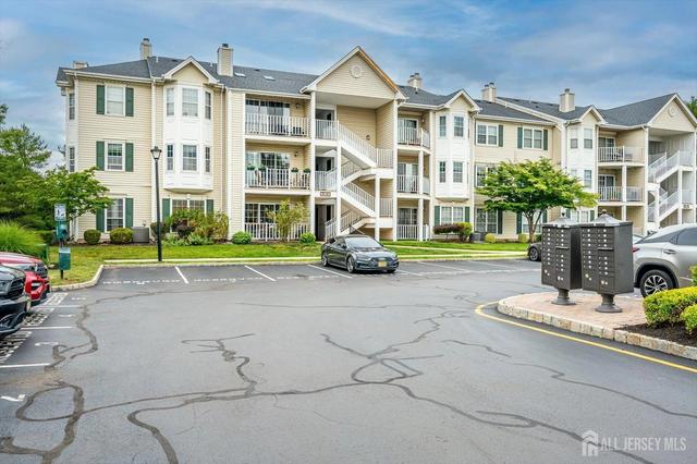 76 Clay St, North Brunswick, NJ 08902