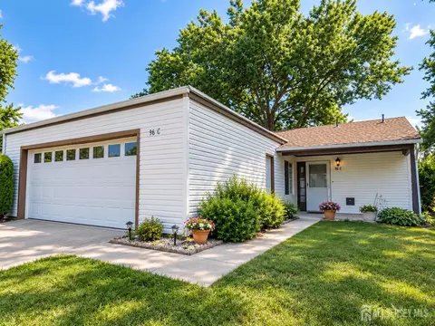96 Salix Plz #C, Monroe, NJ 08831