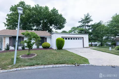 96 Salix Plz #C, Monroe, NJ 08831