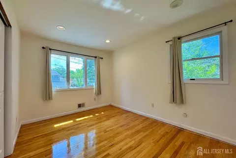 19 Library Pl, Edison, NJ 08820 photo 13