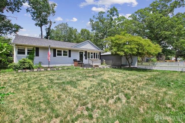 47 Ashmall Ave, Monroe, NJ 08831