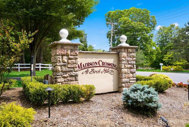26 Daly Ct, Old Bridge, NJ 08857