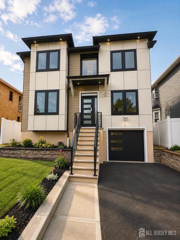 10 Charles St, Edison, NJ 08820