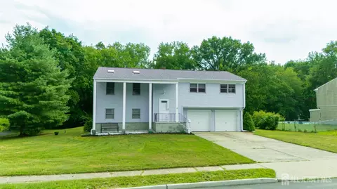 47 Inwood Dr, Milltown, NJ 08850