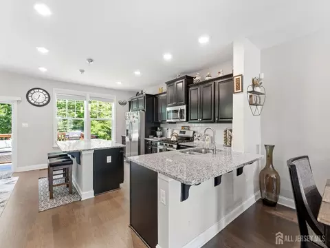 33 Sullivan Way, Evesham, NJ 08053 photo 3