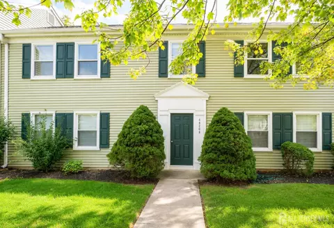 456 Roxbury Ln # -N, Monroe, NJ 08831