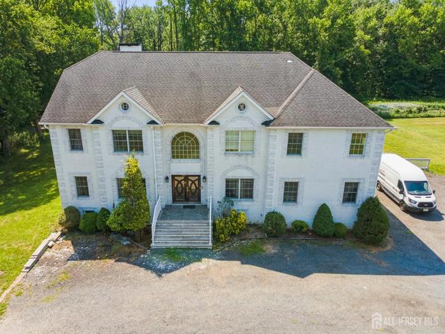 266 Fresh Ponds Rd, South Brunswick, NJ 08831