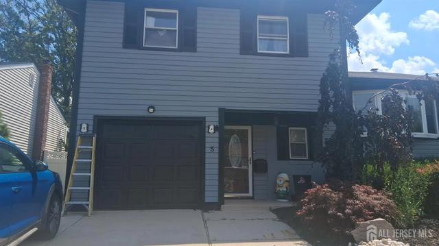 5 Sumutka Ct, Carteret, NJ 07008