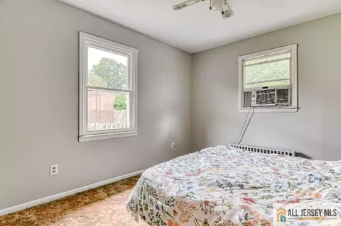 Bedroom - 31 Lehigh Ave, Edison, NJ 08837 photo 4 of 14