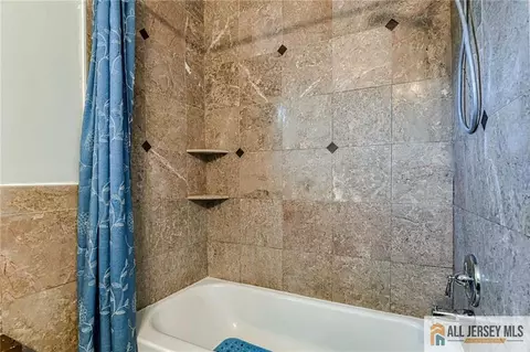 Bath - 31 Lehigh Ave, Edison, NJ 08837 photo 2 of 3