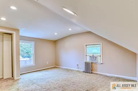 Bedroom - 31 Lehigh Ave, Edison, NJ 08837 photo 10 of 14