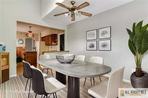 Dining - 31 Lehigh Ave, Edison, NJ 08837 photo 4 of 4