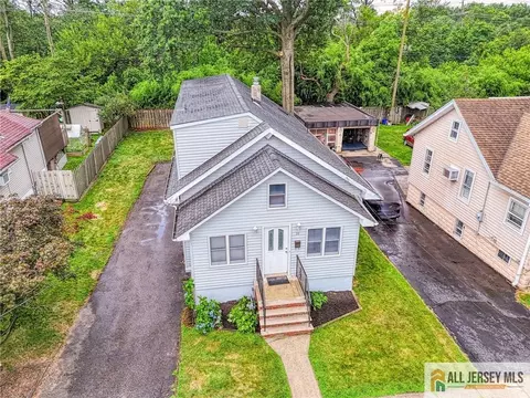 View/Area - 31 Lehigh Ave, Edison, NJ 08837 photo 1 of 3