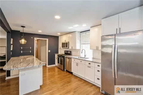4 Woodrow St, Middlesex, NJ 08846 photo 14