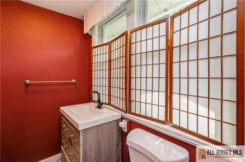 4 Woodrow St, Middlesex, NJ 08846 photo 16