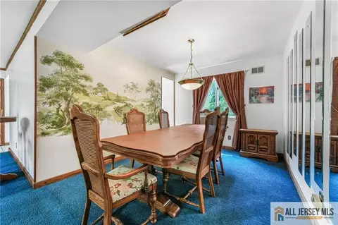29 Wintergreen Ave, Edison, NJ 08820 photo 8