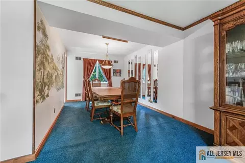 29 Wintergreen Ave, Edison, NJ 08820 photo 7