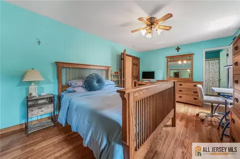 29 Wintergreen Ave, Edison, NJ 08820 photo 20