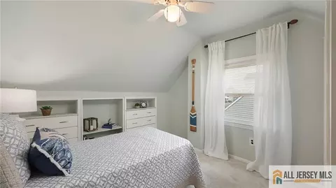 Bedroom - 541 Cook Ave, Middlesex, NJ 08846 photo 3 of 3