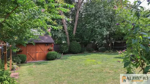 Exterior - 541 Cook Ave, Middlesex, NJ 08846 photo 12 of 15