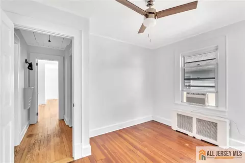 227 Old Rd, Sewaren, NJ 07077 photo 18