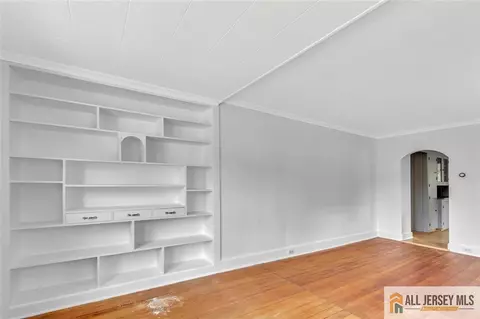 227 Old Rd, Sewaren, NJ 07077 photo 6